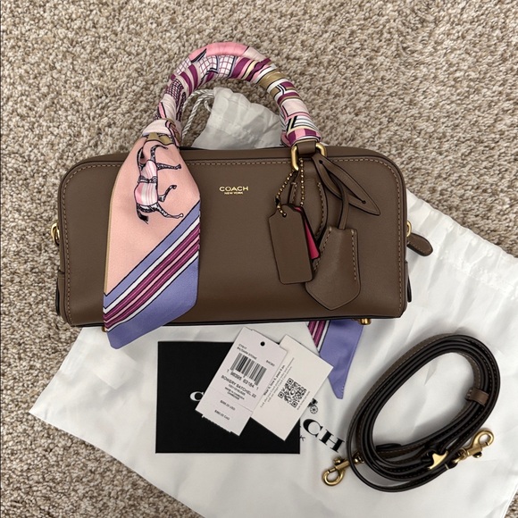 Coach bowery bag - Picture 1 of 16